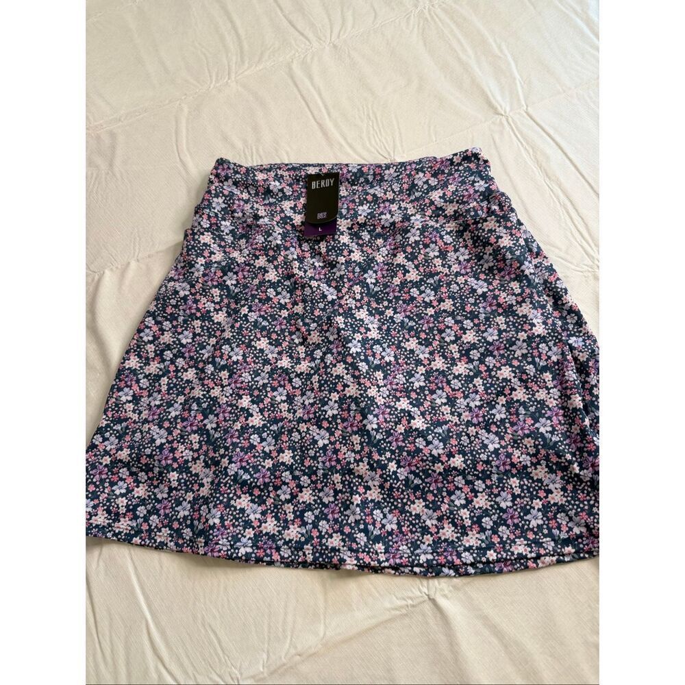 NWT BEROY Floral Walking Golf Athletic Skirt Skort Size Large New